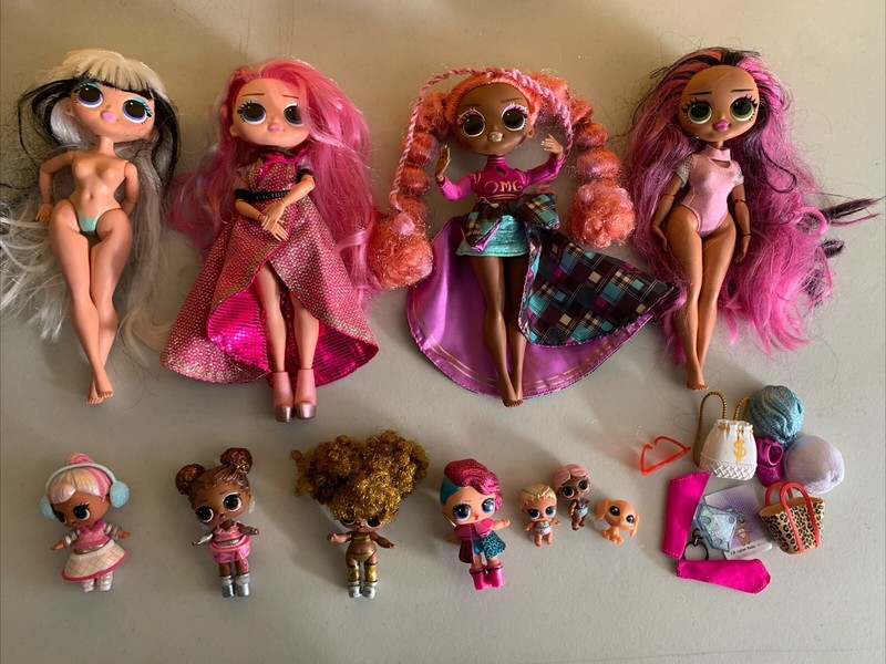LOL Surprise OMG Fashion Show Mega Runway Doll LOT