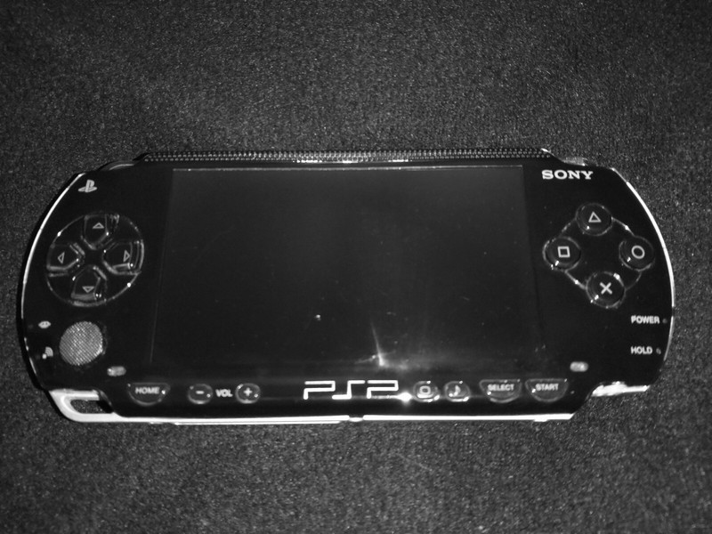 Nintendo Switch SONY PlayStationPortable PSPJ-30011 Amazon.com: PlayStation Portable 3001 System - Piano Black