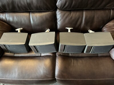 Lot Of 4 Bose Model 141 Bookshelf Home Stereo Speakers With INIT Speaker Mounts