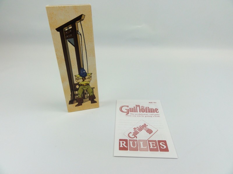 Guillotine Card Game COMPLETE (used) Hasbro 1998 Wizards of the Coast