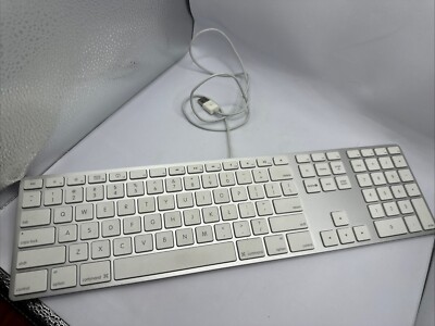 Apple Slim Wired Keyboard w Numeric Keypad & 2 USB Ports A1243 Tested