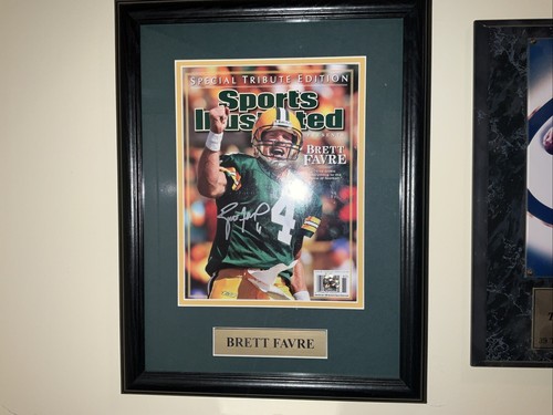 Brett Favre Signed Special Tribute Sports Illustrated 2008