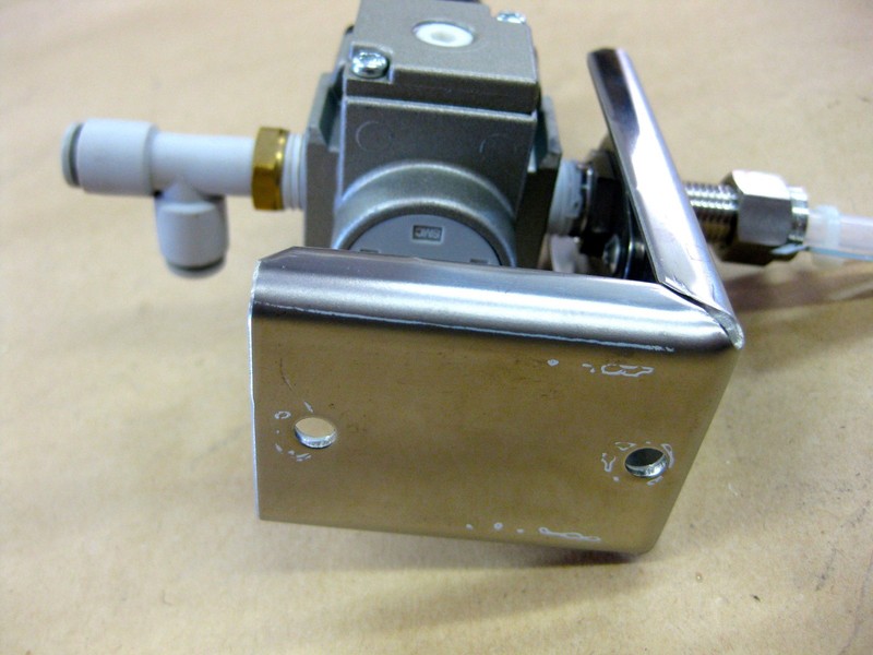 SMC Pneumatic Pressure Regulator Stainless Bracket 80AR2002 Tube