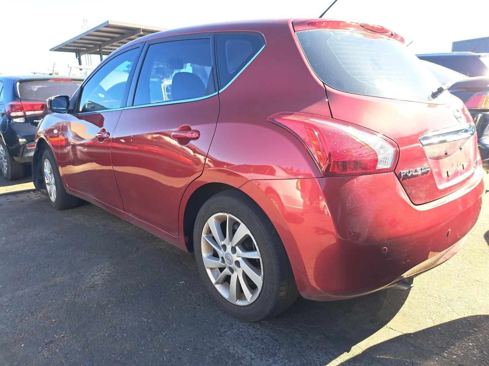 NISSAN PULSAR C12 05/2013-12/2016 POWER WINDOW SWITCH RIGHT FRONT HATCHBACK - thumbnail 4