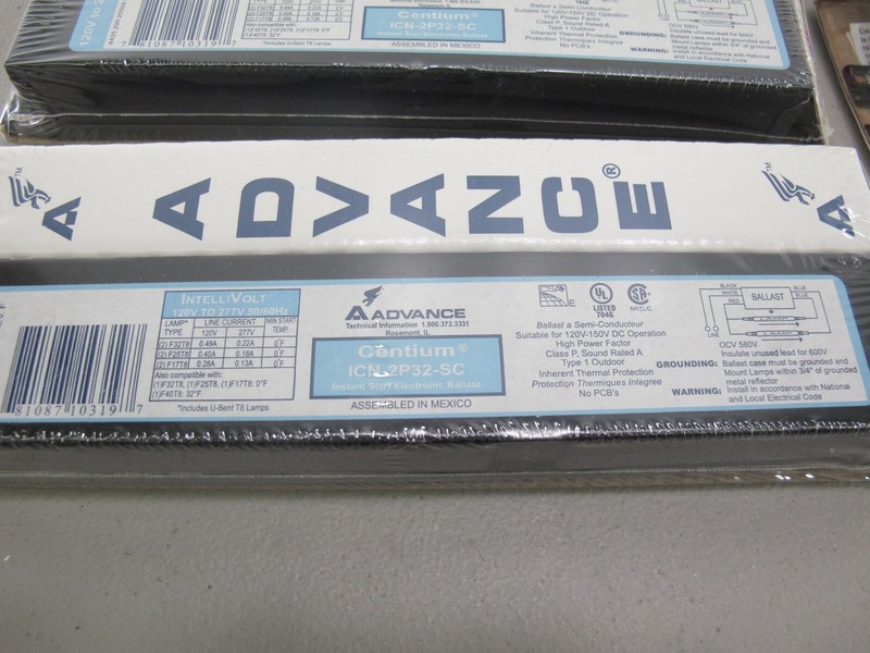 Advance ICN-2P32-SC Electronic Fluorescent Ballast 32W T8 120/277V Lot of 8