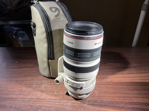 Canon Zoom Lens EF 100-400mm 1:4.5-5.6 L IS Ultrasonic Image
