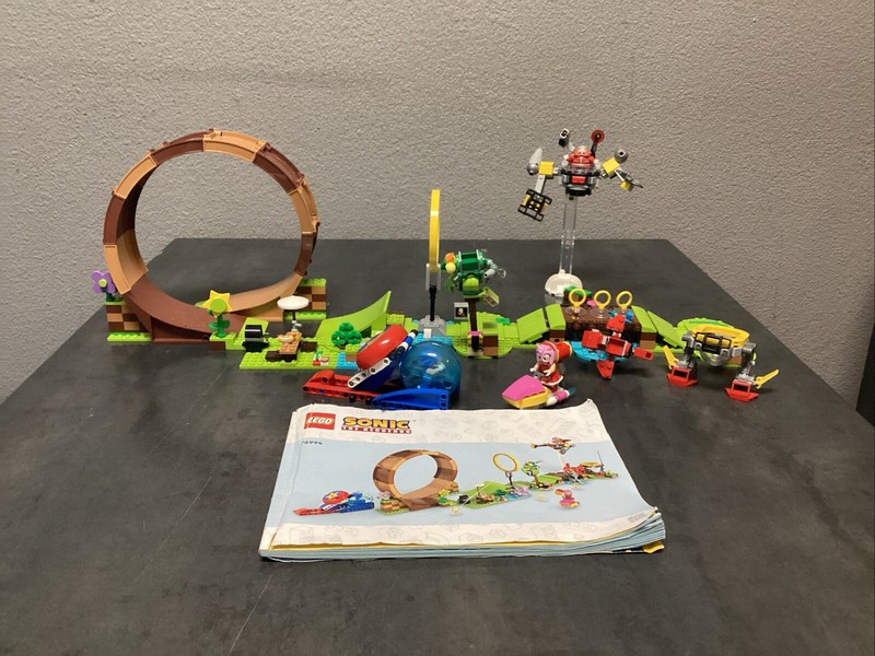 LEGO Sonic: Sonic's Green Hill Zone Loop Challenge (76994) prebuilt