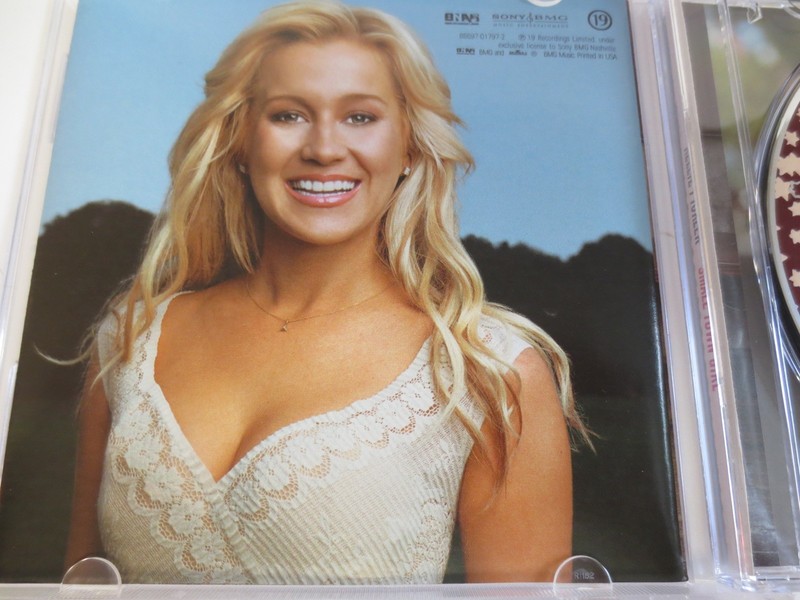 Kellie Pickler Small Town Girl Like New Cd 886970179720 Ebay