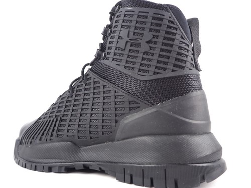under armour stryker side zip