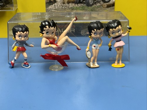 【美品】BETTY BOOP スタジャン 1930年 クラッシー＆サッシー BETTY BOOP ベティブープ ベティちゃん スカジャン 刺繍 長袖