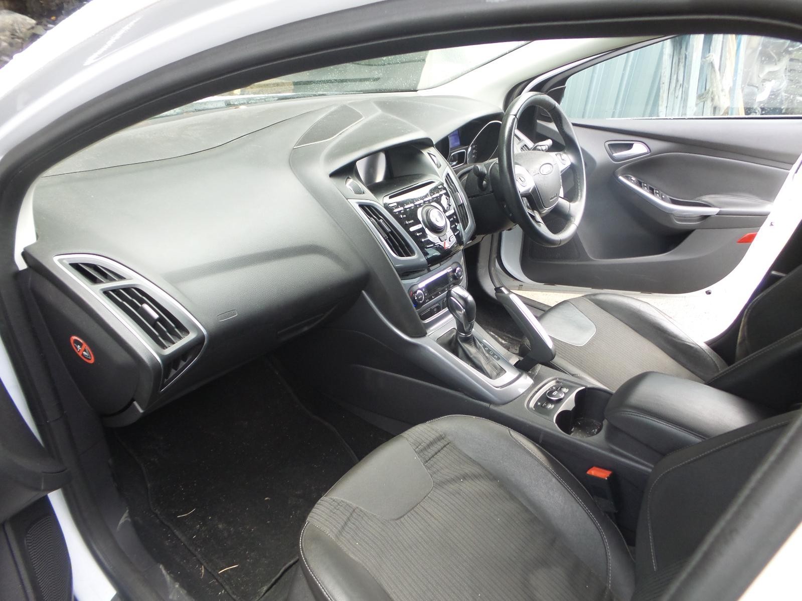 2012 Ford Focus REAR PARKING SENSOR RIGHT RH RHS INNER LW 05/11-08/15 11 12 13 14 15 image 9