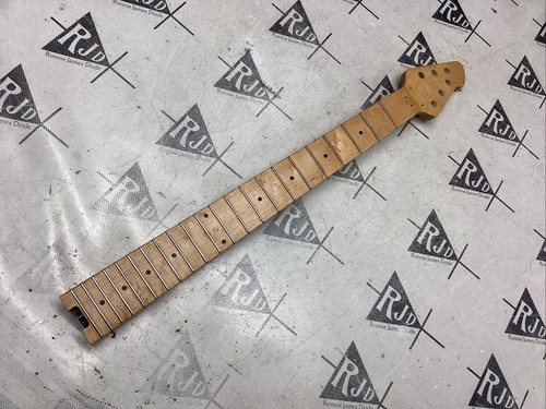 Peavey Wolfgang 1999製(純正ケースストラップ付き） 楽天市場】【中古】PEAVEY Wolfgang : 下倉楽器 楽天市場店