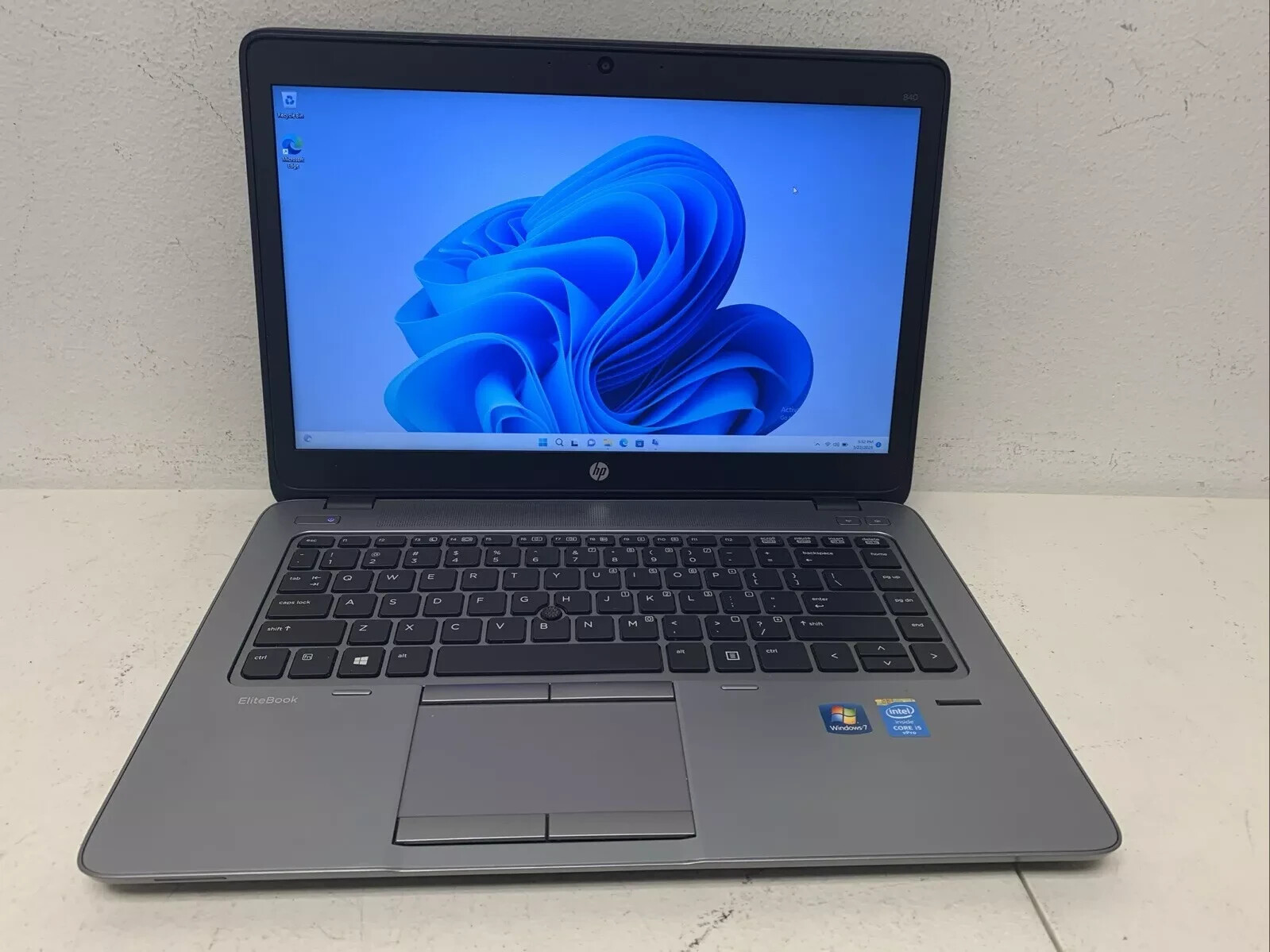 HP EliteBook Core i5-7300U SSD搭載 WEBカメラ Amazon.com: HP EliteBook 840 G4 14 HD Laptop, Core i5-7300U