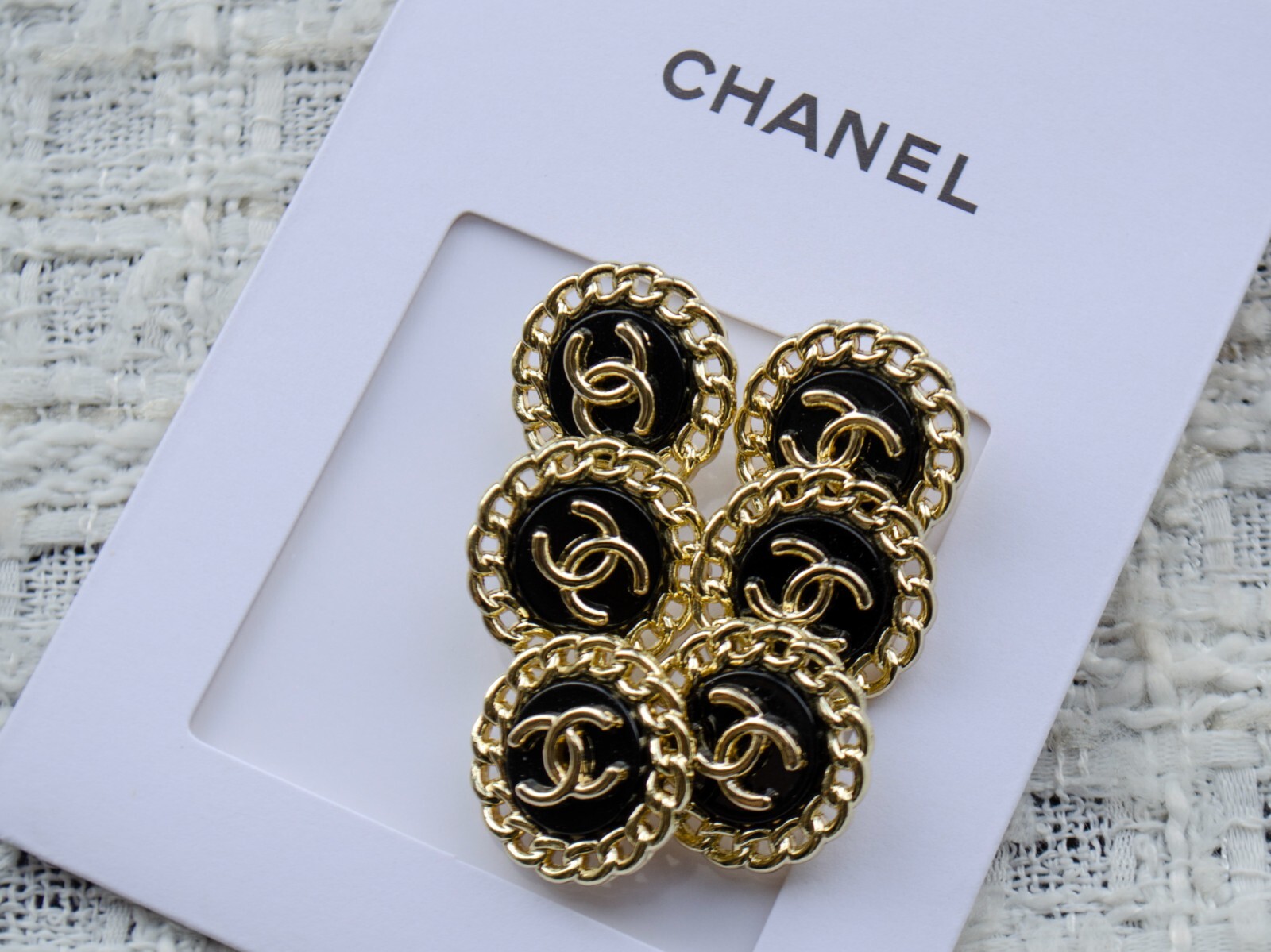Set of 6 of vintage Chanel buttons. Black with Gold Logo 0.8