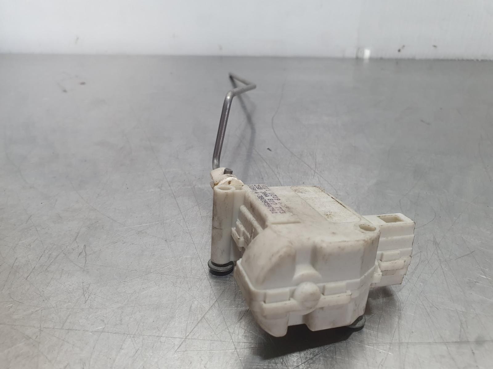 2010 Volkswagen Passat FUEL FLAP ACTUATOR 3AA810773 3C/MK6 B7 09/10-05/15 image 7