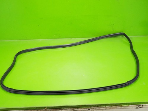 02-06 RSX OEM passenger right chassis frame door jamb rubber seal weather strip