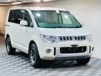 Mitsubishi Delica D5 2.0 G POWER PACKAGE 4WD 7 Seat MIVEC Petrol Automatic