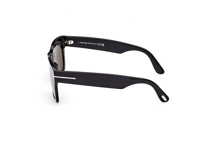 Pre-owned Tom Ford Sunglasses Ft1062 Nico-02 01a Black Smoke Man In Gray