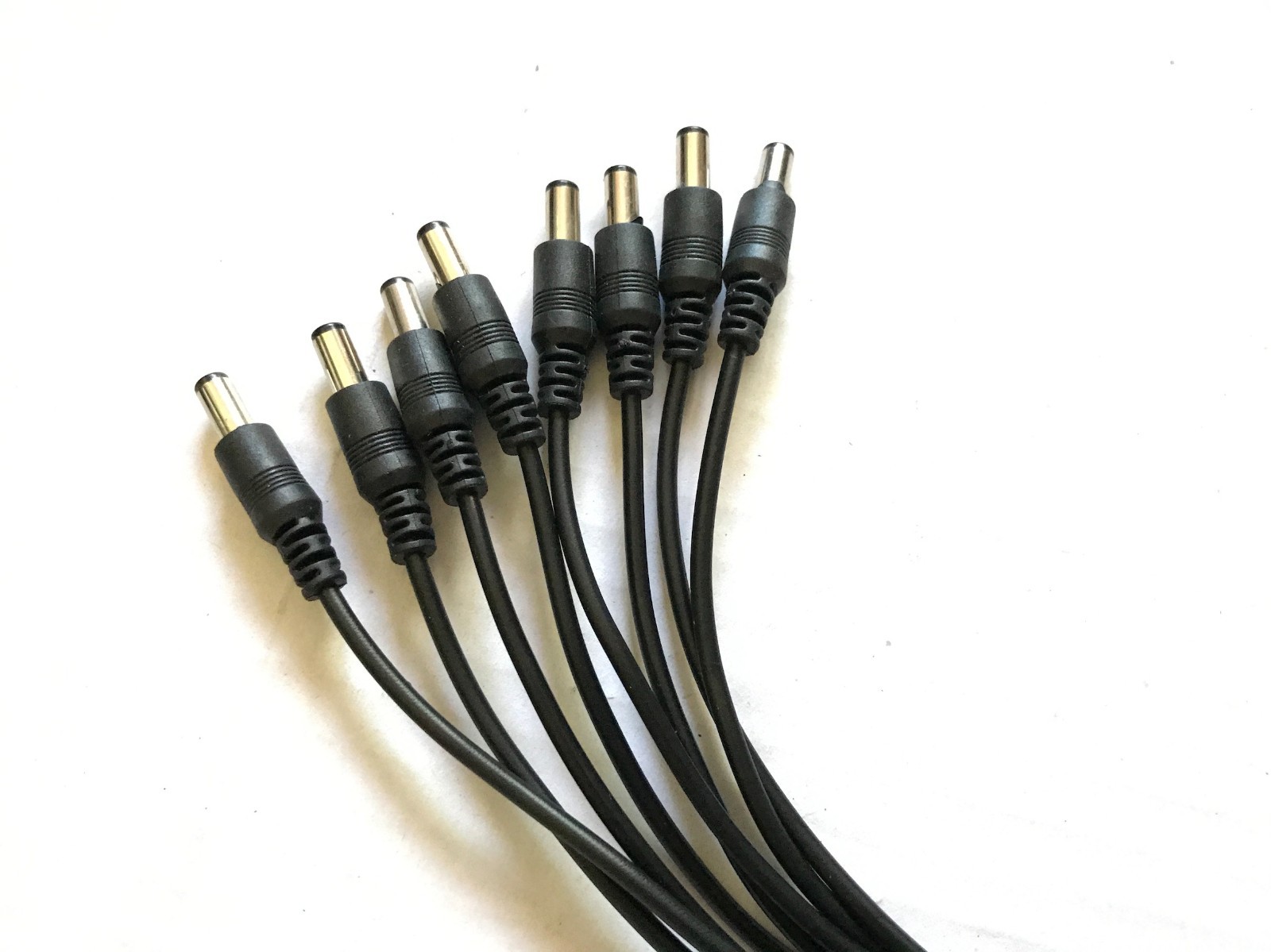 DC 1 to 8 Power Splitter Adapter BNC Female to 8 RCA Male Cable for CCTV Camera