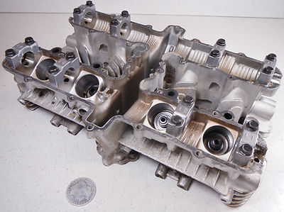 かる 82 Kawasaki KZ550 KZ 550 LTD Limited Cylinder Head Asy | eBay