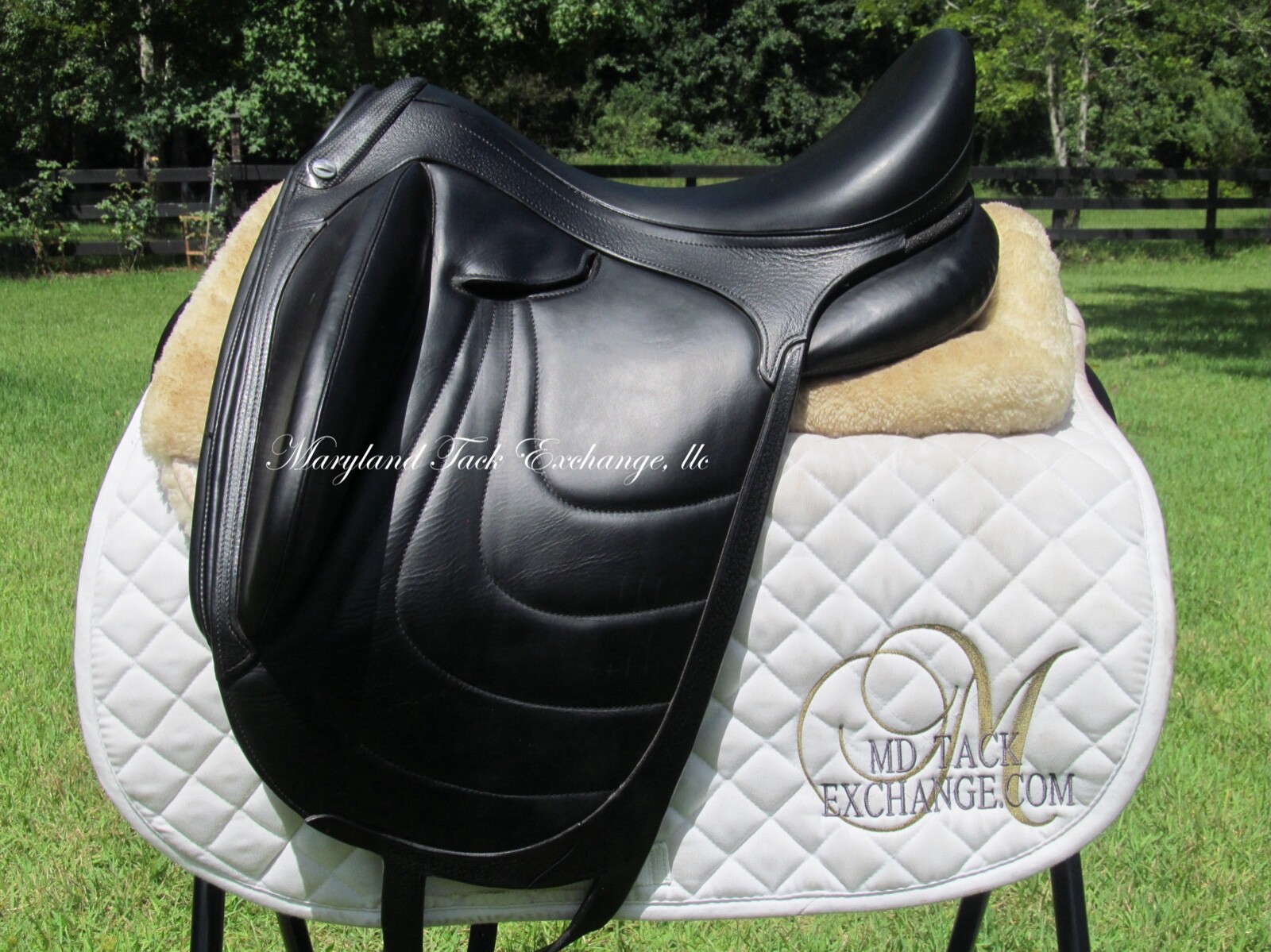 17" DEVOUCOUX HARMONIE monoflap dressage saddle( black crystals)2A