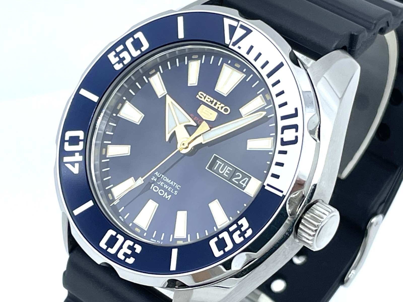 SEIKO 5スポーツ 4R36-06R0 Near MINT SEIKO 5 Sports Automatic Watch Navy Blue Dial