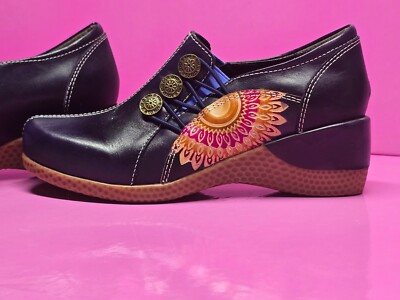 Women's Size 36 / US 5.5 Sunburst Flower Clog