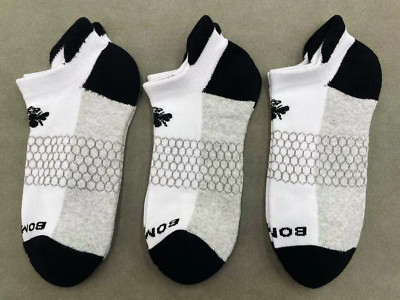 3 pairs Bombas Women's All-Purpose Ankle socks - Size Medium 8-10.5 white