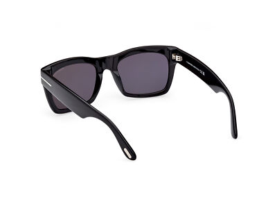 Pre-owned Tom Ford Sunglasses Ft1062 Nico-02 01a Black Smoke Man In Gray