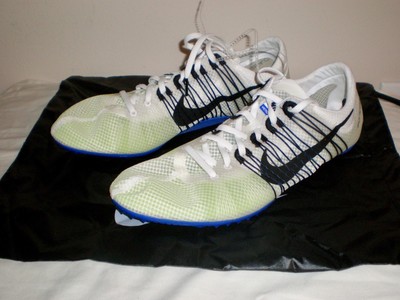 sport shoes used on tracks