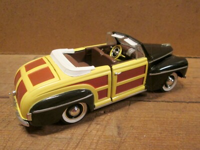 1946 FORD SPORTSMAN CONVERTIBLE, Die Cast Toy, 6.25