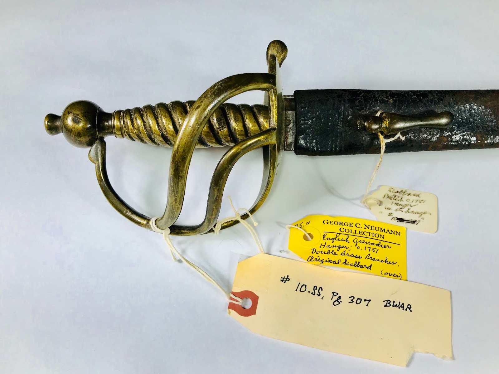 ENGLISH GRENADIER HANGER- Ex George Neumann  -  Revolutionary War