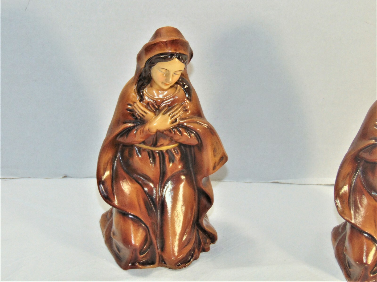 Pair of Fine A Quality Madonna Virgin Mary figurine Vintage 6.5