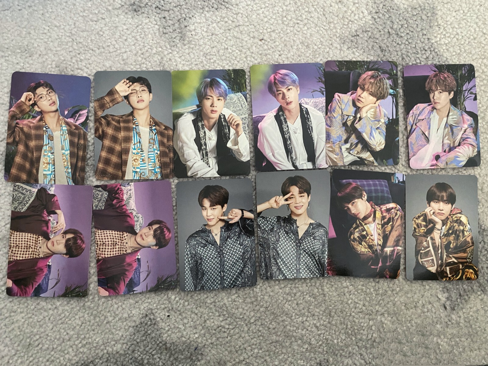 ジョングク ミニフォト セット Amazon.co.jp: ジョングク グク グッズ 人生4カット ポラロイド