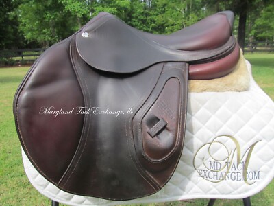 17'' CWD SE29 2GS HUNTER close contact jumping saddle- 2C flaps-2015 MODEL