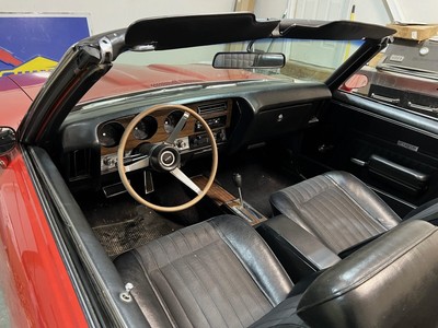 image 7 of interior