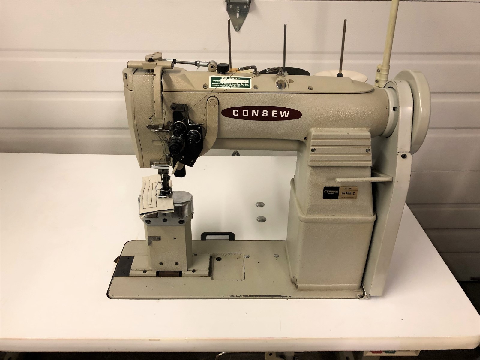 CONSEW 369RB-2  2 NEEDLE POST WALKING FT SPLIT BAR 3/8 INDUSTRIAL SEWING MACHINE