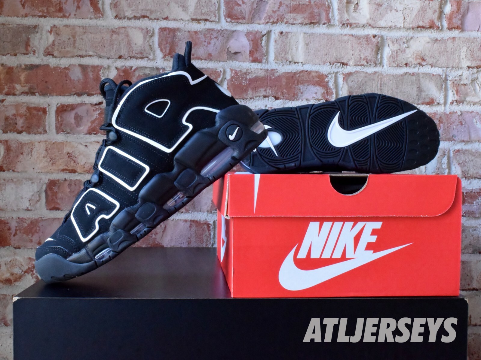 Nike Air More Uptempo Black White Scottie Pippen 414962-002: купить с  доставкой из США, цена 29 122 руб - (274524653051)