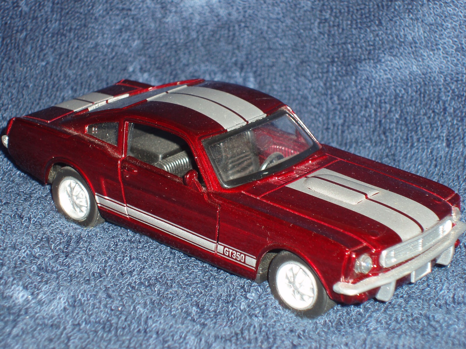 1966 Shelby GT350 ミニカー1/18 s-l500.jpg
