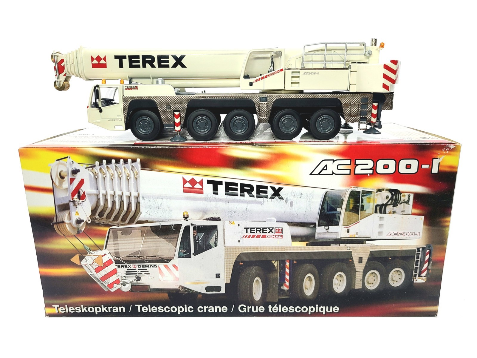 コンラッド製 1/50 DEMAG TEREXクレーン ミニチュア コンラッド 1/50TEREX DEMAG クレーン ミニチュア