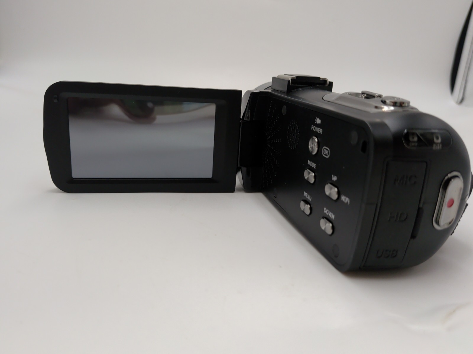 Vivitar 4 K Ultra HD Wi-Fi Digital Camcorder DVR4K-BLK- Camcorder only