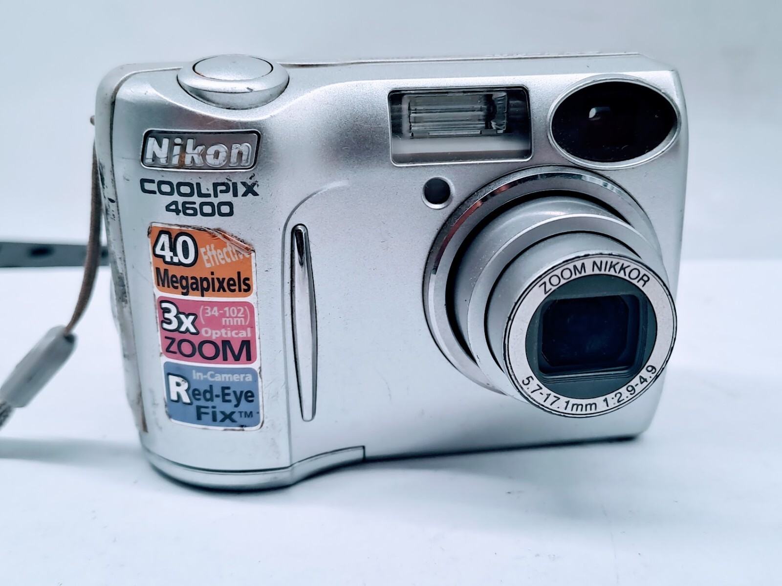 NIKON COOLPIX E4600 4.0 Megapixels 3x Zoom, Digital Camera