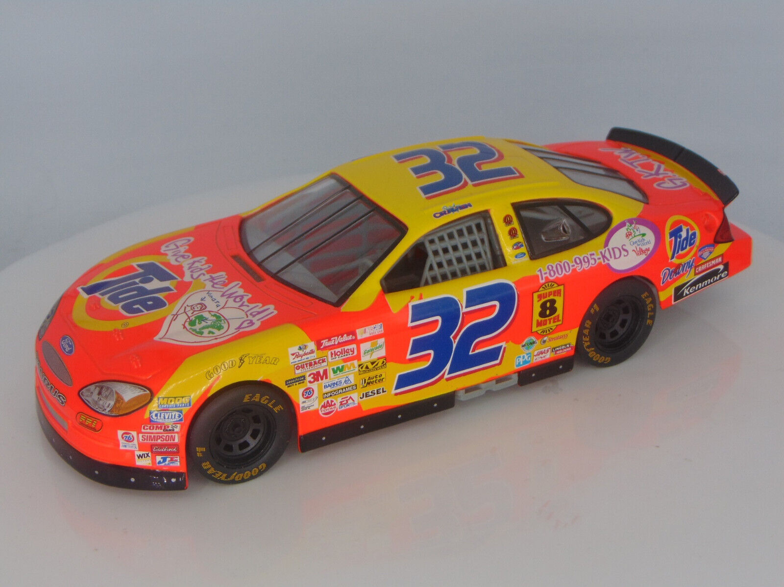 RACING CHAMPIONS 2002 RICKY CRAVEN #32 FORD TAURUS GKTW TIDE RACING CHAMPIONS 2002 RICKY CRAVEN #32 FORD TAURUS GKTW TIDE