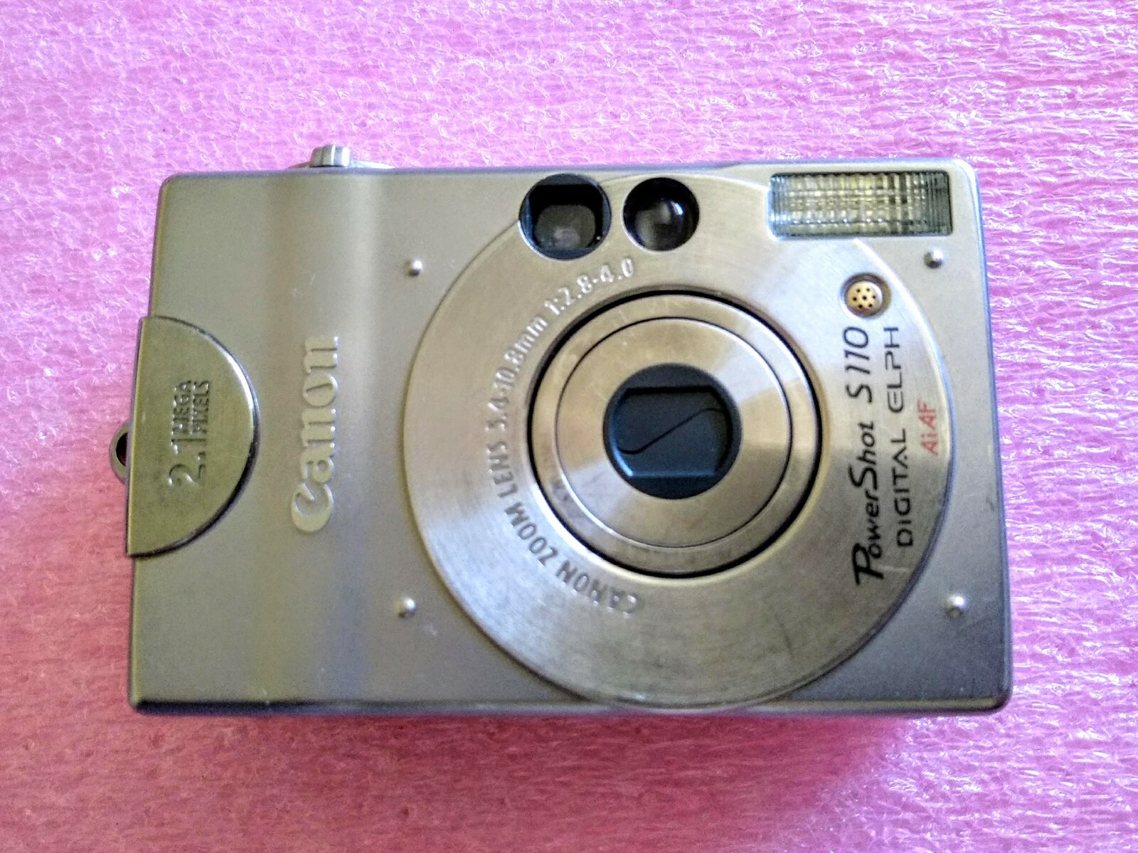 Canon PowerShot S110 2.1 Mega Pixels Digital ELPH camera w Canon PowerShot S110 2.1 Mega Pixels Digital ELPH camera w