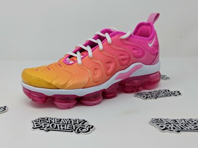 pink orange vapormax plus