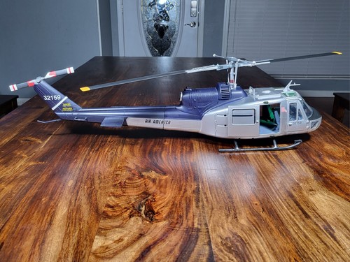 絶版!! 1/18 21st ヒューイ UH-1C ヘリコプター(CIA)モデル $_57.JPG?set_id=880000500F