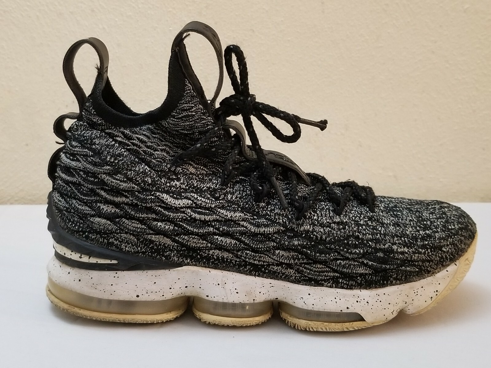 lebron james oreo shoes