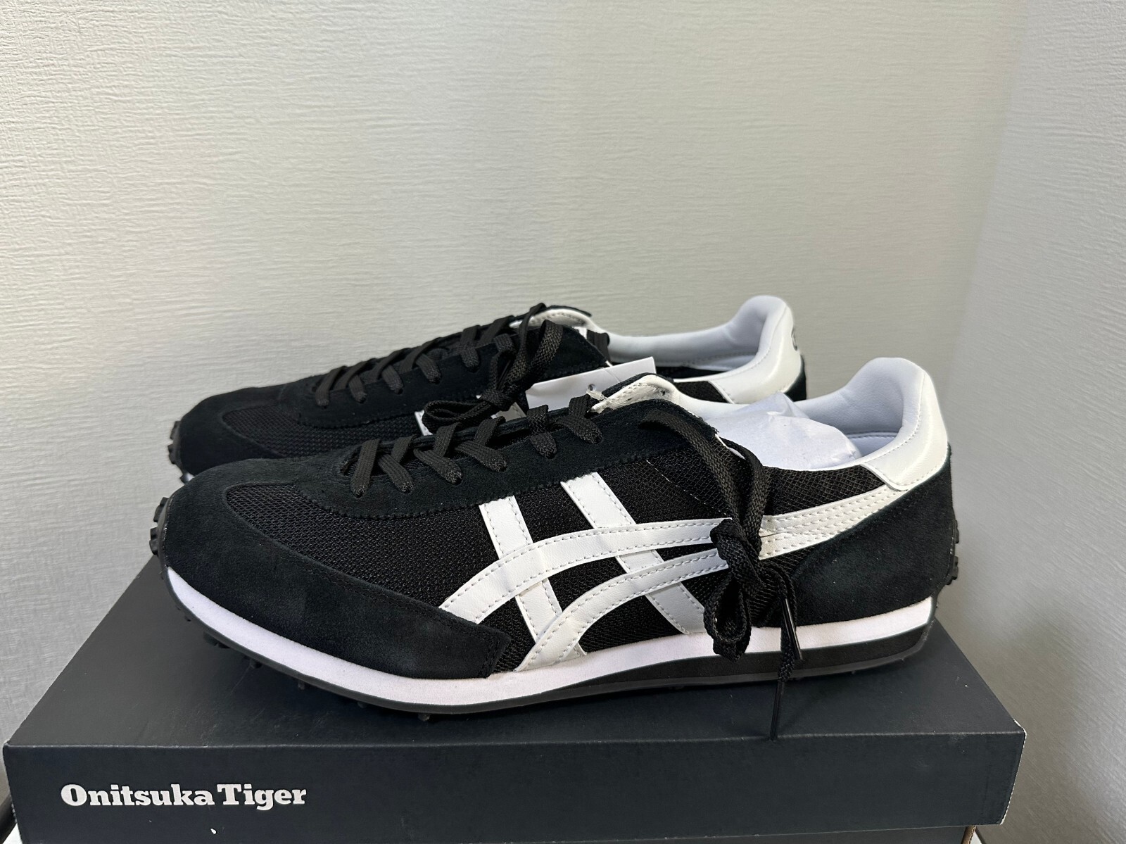 Onitsuka Tiger EDR 78 1183B395 001 BLACK WHITE Unisex Shoes