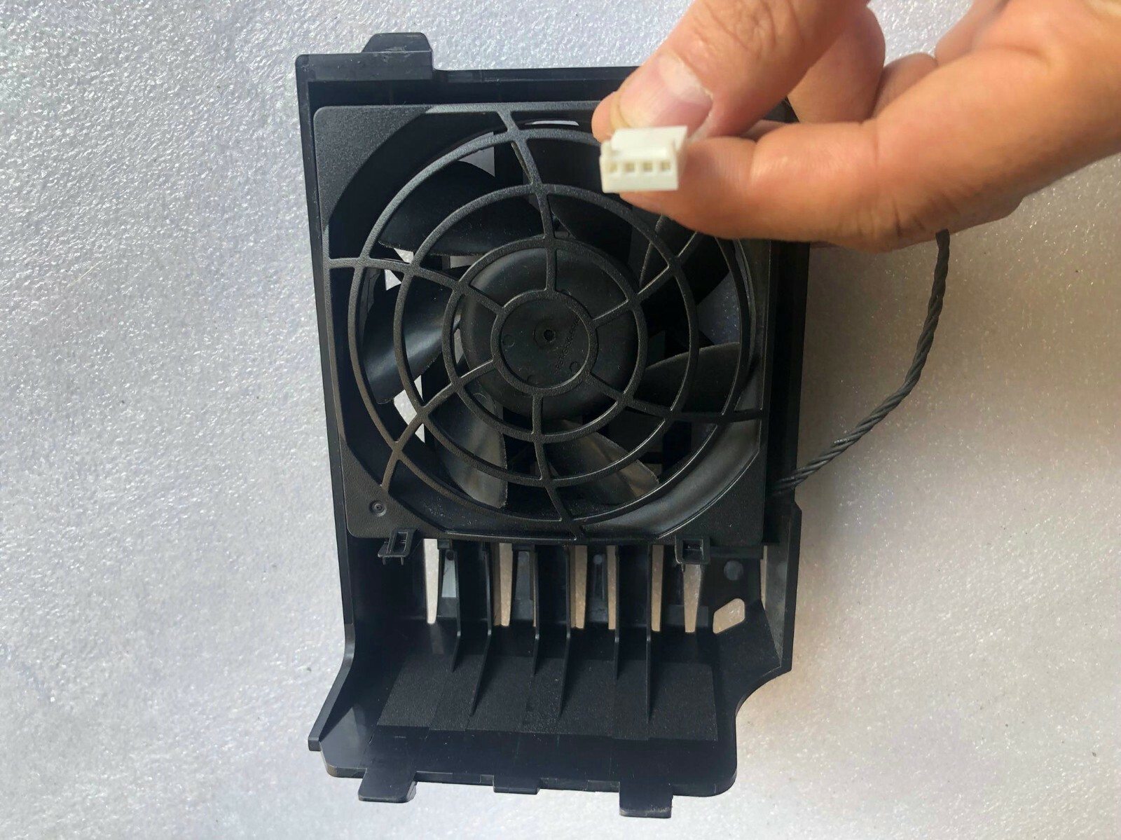 HP Z440 WORKSTATION FRONT CASE FAN ASSEMBLY 647113-001 | eBay