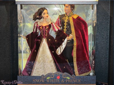 Disney Limited Edition 650 Designer Snow White And Prince Platinum Doll Set NEW!